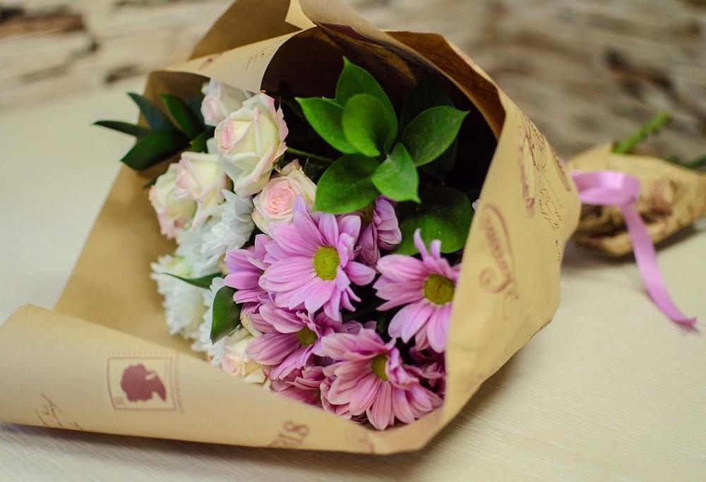 Букет цветов из: Розы и Хризантемы в Туле