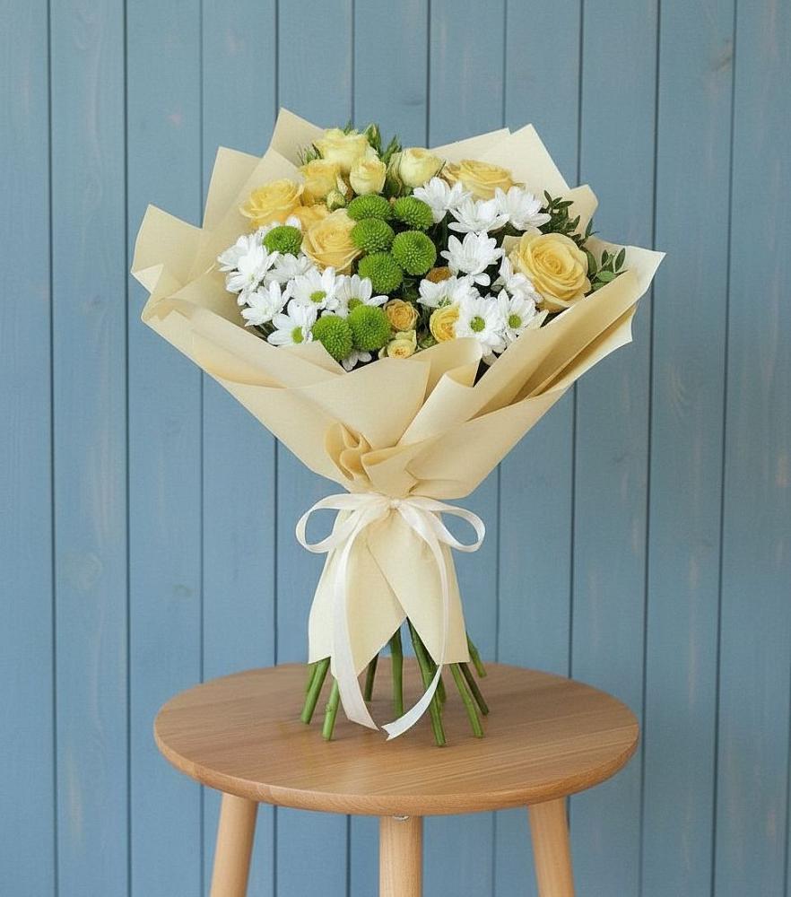 Букет цветов из: Хризантемы и Розы в Туле