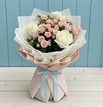 Букет цветов из:  Розы в Туле